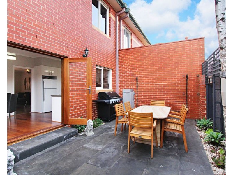 2/11 Payne Street, Caulfield North VIC 3161