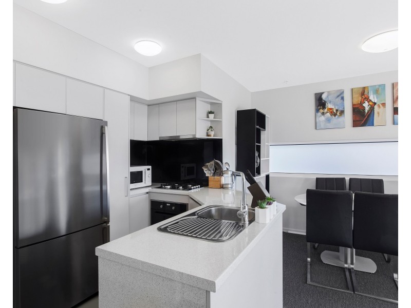 106/95 Warrigal Road, Hughesdale VIC 3166