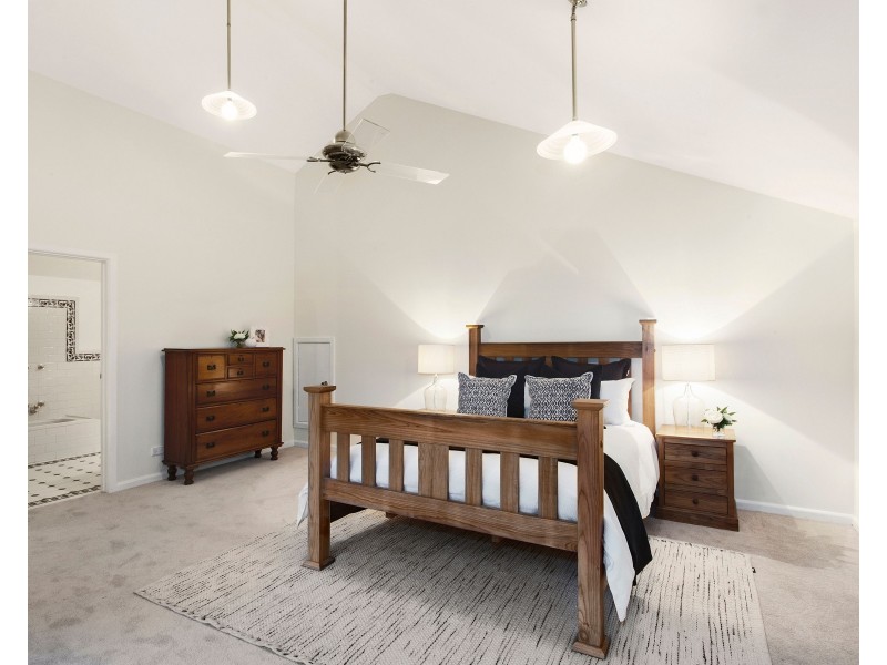 30 Railway Road, Carnegie VIC 3163