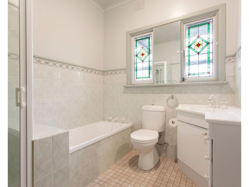 24 Purtell Street, Bentleigh East VIC 3165