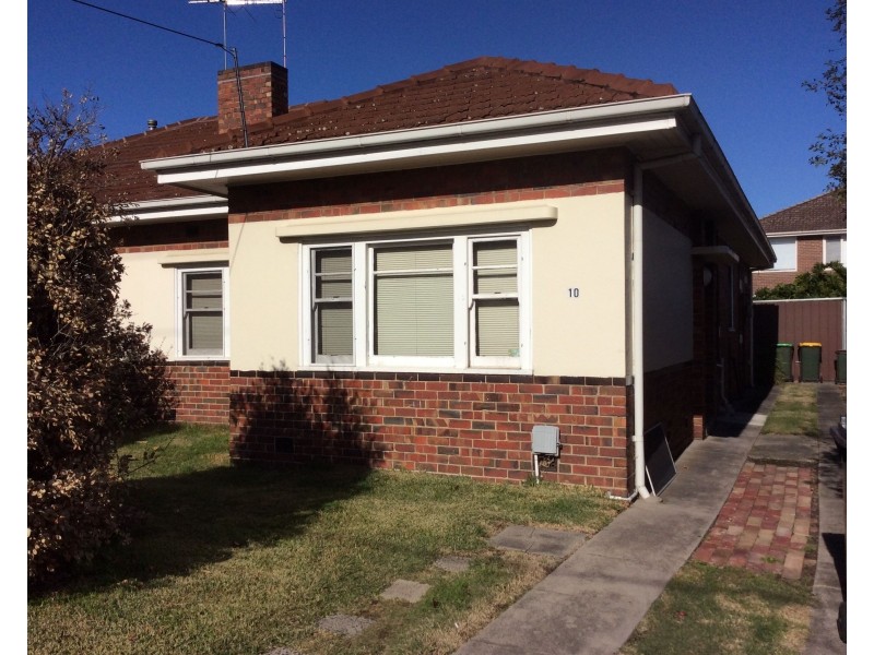 10 Kangaroo Road, Murrumbeena VIC 3163