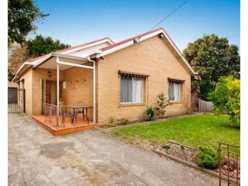 4 El Nido Grove, Glen Huntly VIC 3163