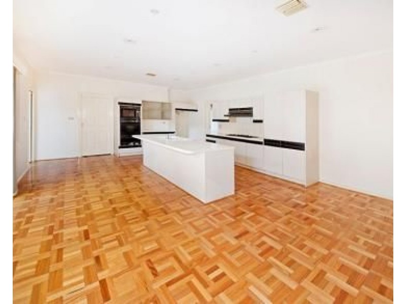 4 El Nido Grove, Glen Huntly VIC 3163