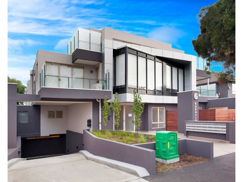 4/6 Kokaribb Road, Carnegie VIC 3163