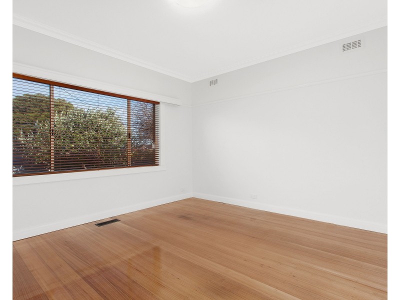 1/5 Hillcrest Avenue, Chadstone VIC 3148