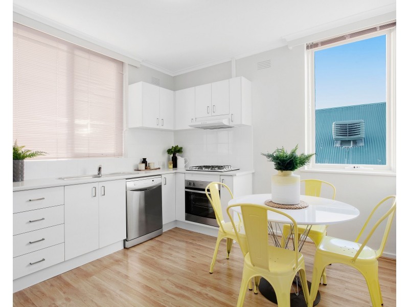 6/13 Elm Grove, Mckinnon VIC 3204