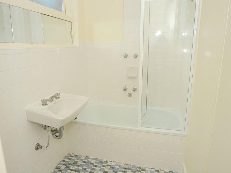 1/12 Toward Street, Murrumbeena VIC 3163