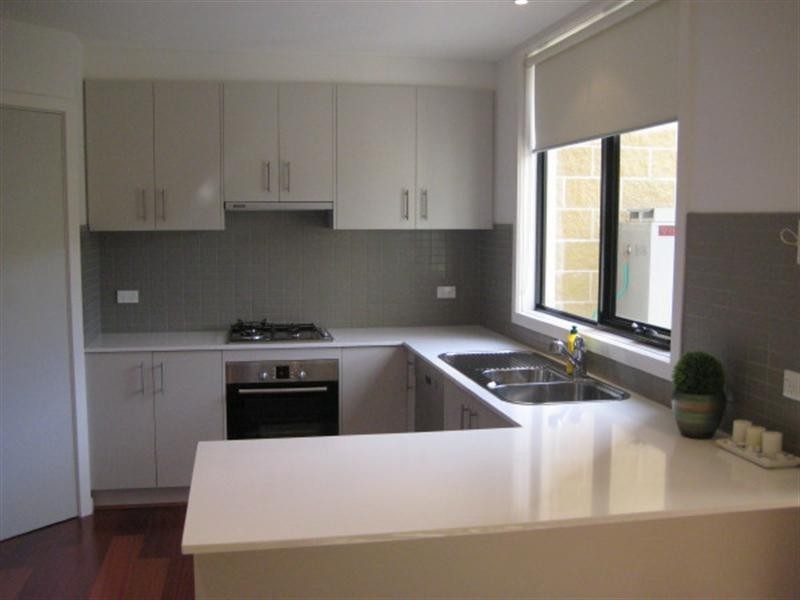 4/1407 Dandenong Road, Malvern East VIC 3145
