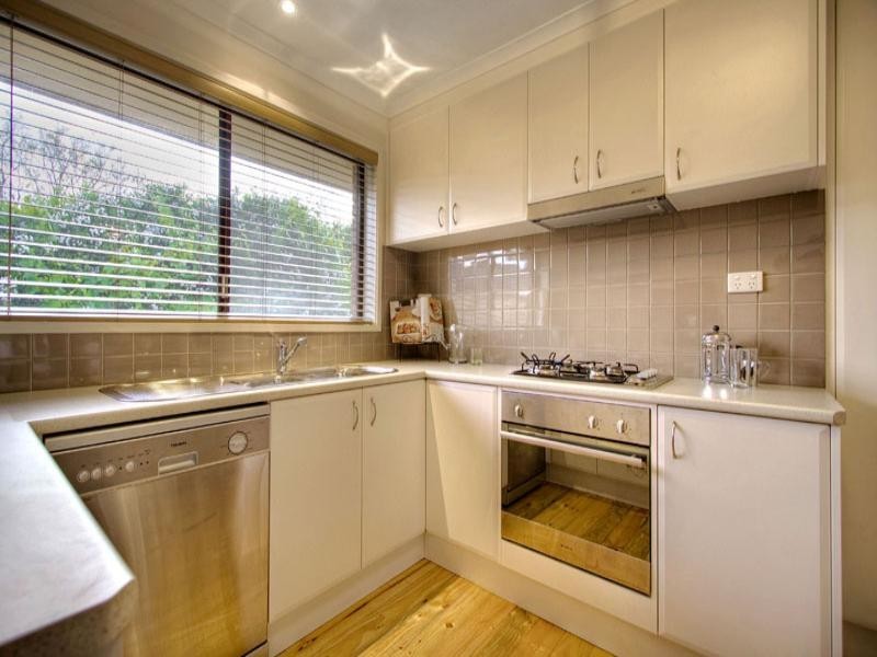 4/25 Latrobe Street, Hughesdale VIC 3166