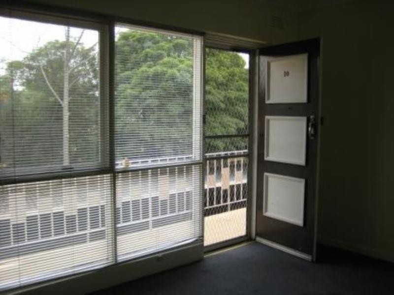 10/30 Oak Grove, Malvern East VIC 3145