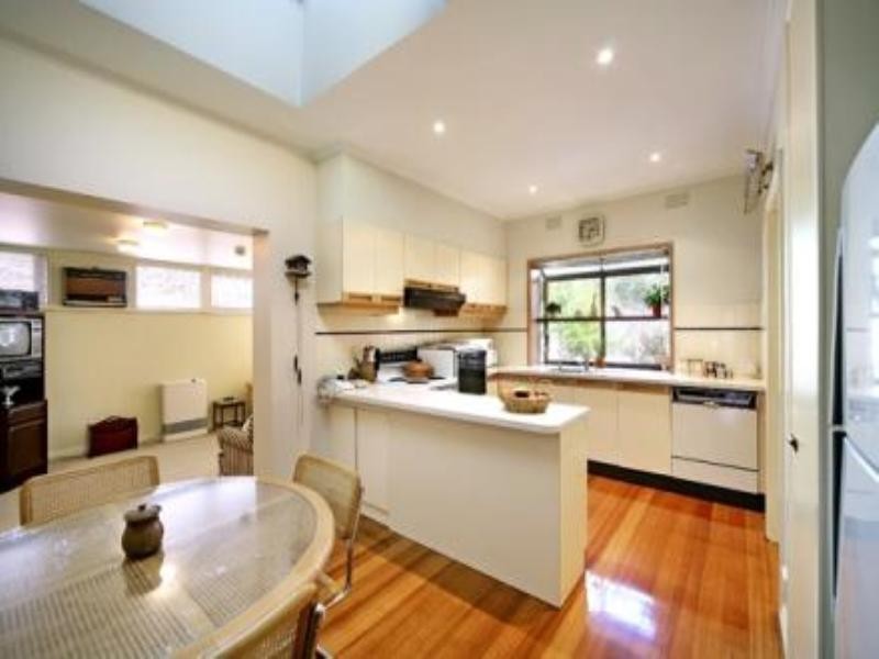 22 Leura Street, Murrumbeena VIC 3163