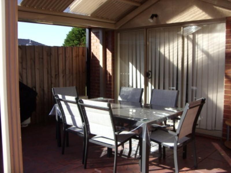 2/108 Haughton Road, Oakleigh VIC 3166