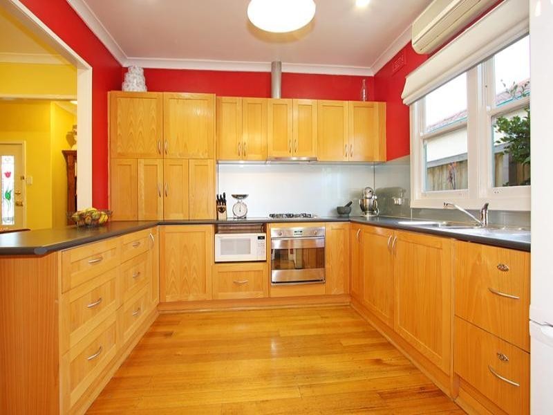 24 Dallas Avenue, Hughesdale VIC 3166