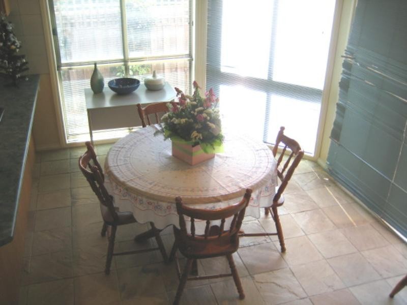 1 Park View Drive, Carnegie VIC 3163