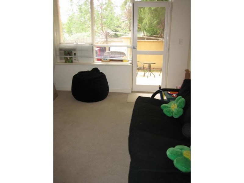 2/9 Wyuna Road, Caulfield North VIC 3161