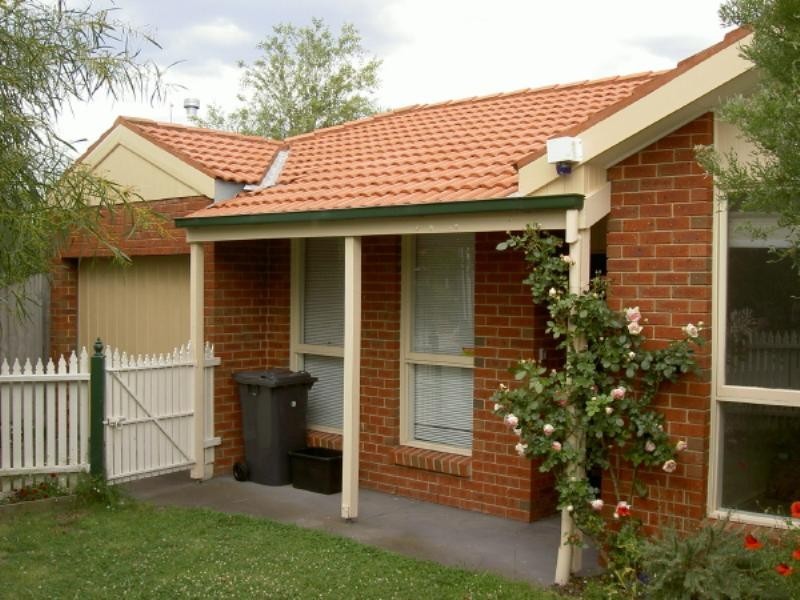 1/4 Marma Road, Murrumbeena VIC 3163