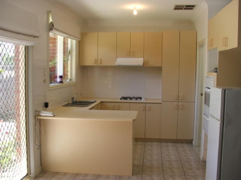 1/4 Marma Road, Murrumbeena VIC 3163