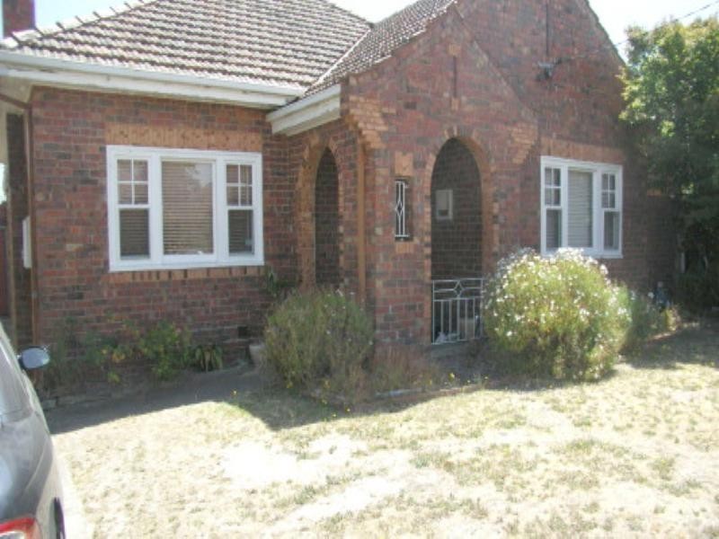 5 Burns Avenue, Murrumbeena VIC 3163