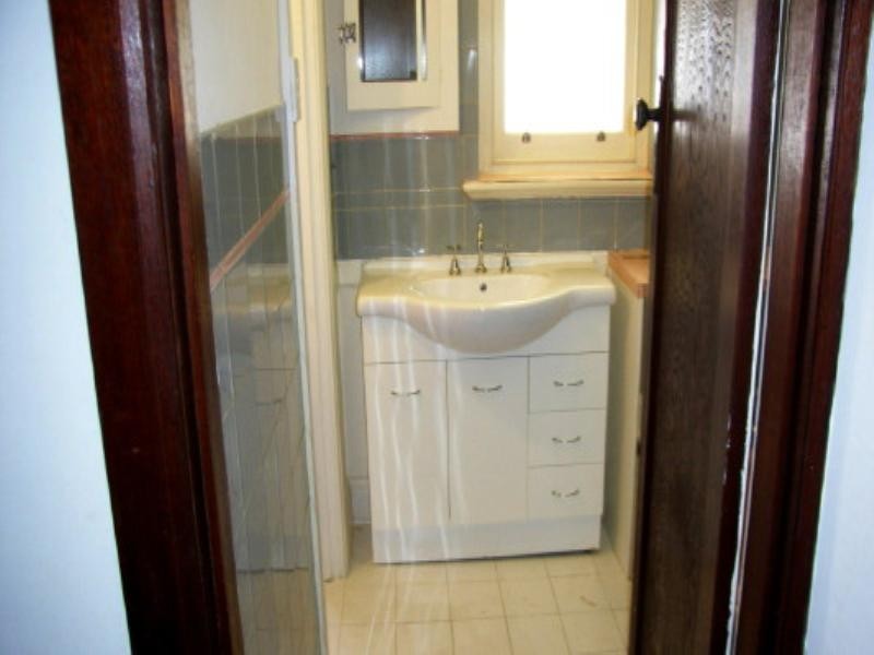 5 Burns Avenue, Murrumbeena VIC 3163