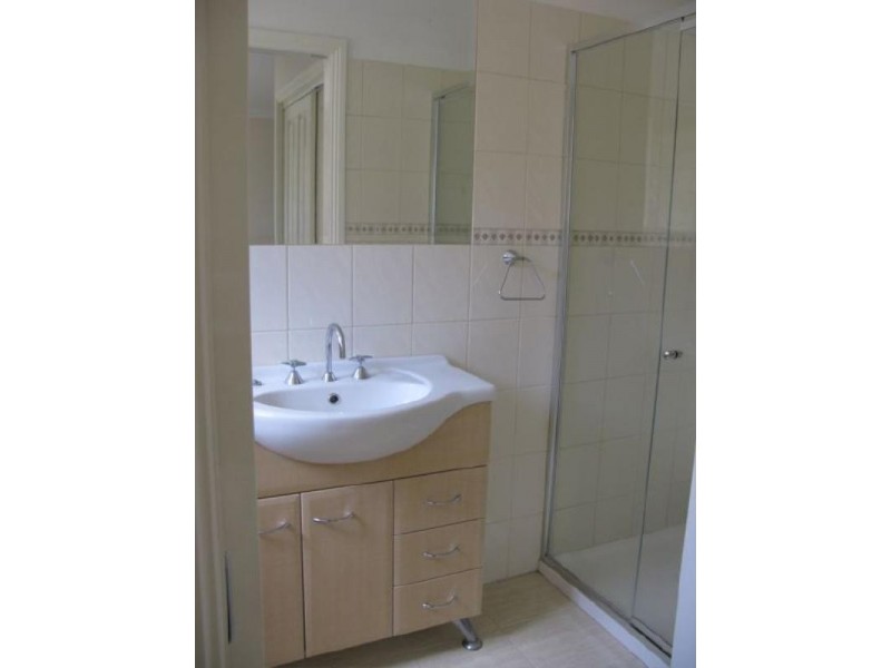 2/314 Tucker Road, Ormond VIC 3204