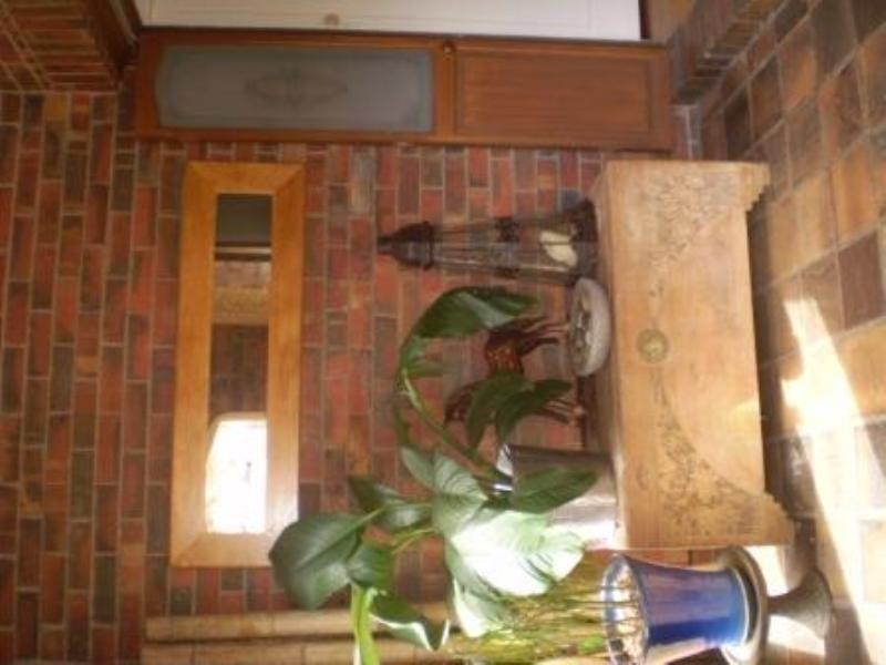 6 Rothschild Street, Caulfield South VIC 3162