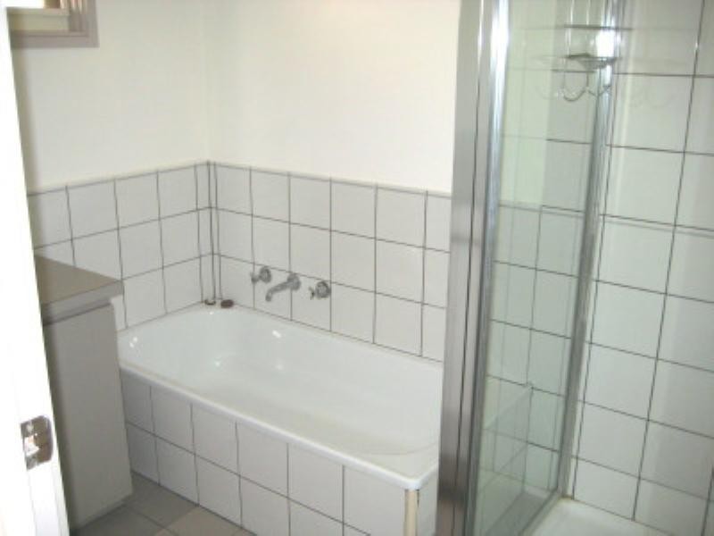 2/4 Kangaroo Road, Murrumbeena VIC 3163