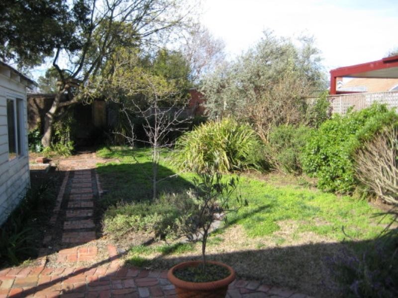 73 Truganini Road, Carnegie VIC 3163