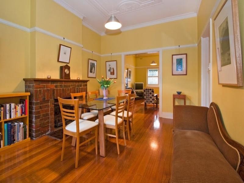 2 Poplar Grove, Carnegie VIC 3163