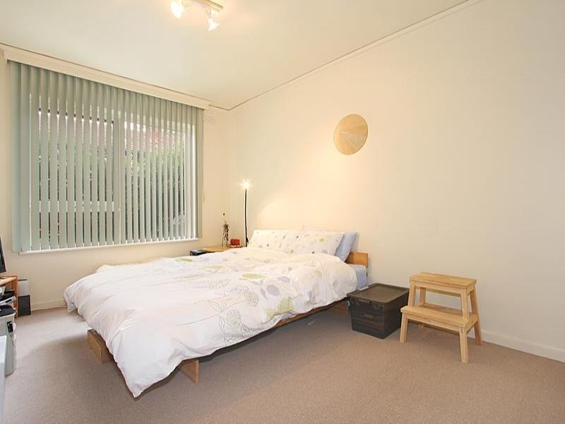 4/184 Neerim Road, Carnegie VIC 3163