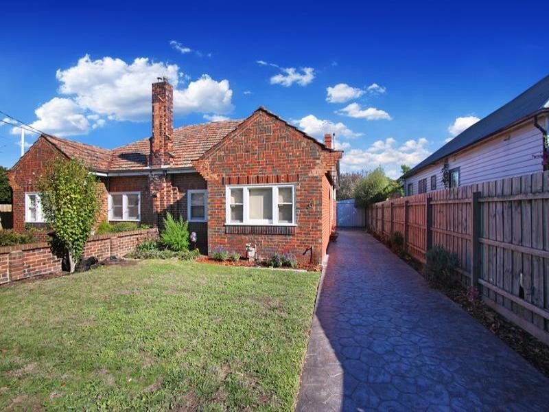 33 Paddington Road, Hughesdale VIC 3166