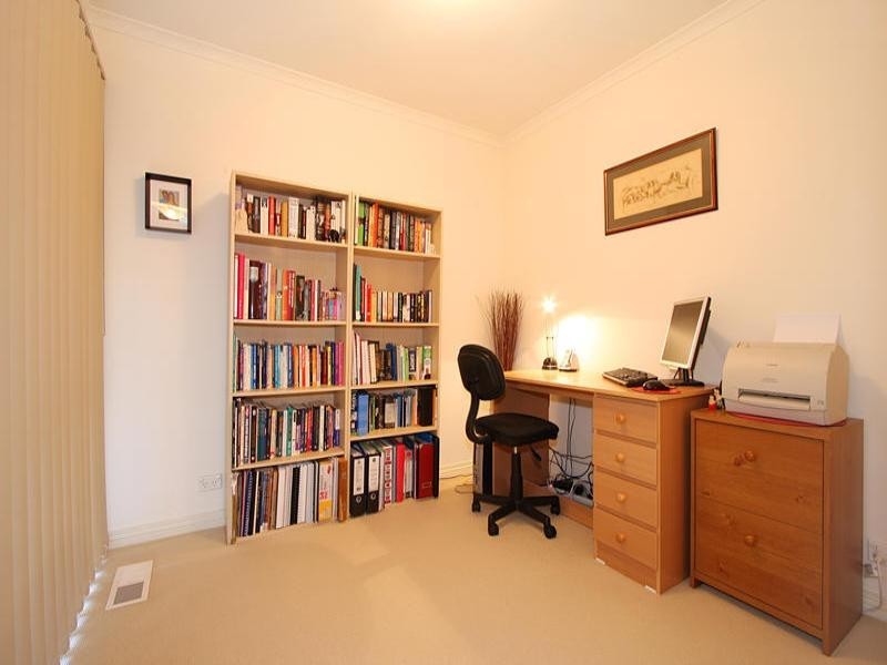 4/89 Oakleigh Road, Carnegie VIC 3163