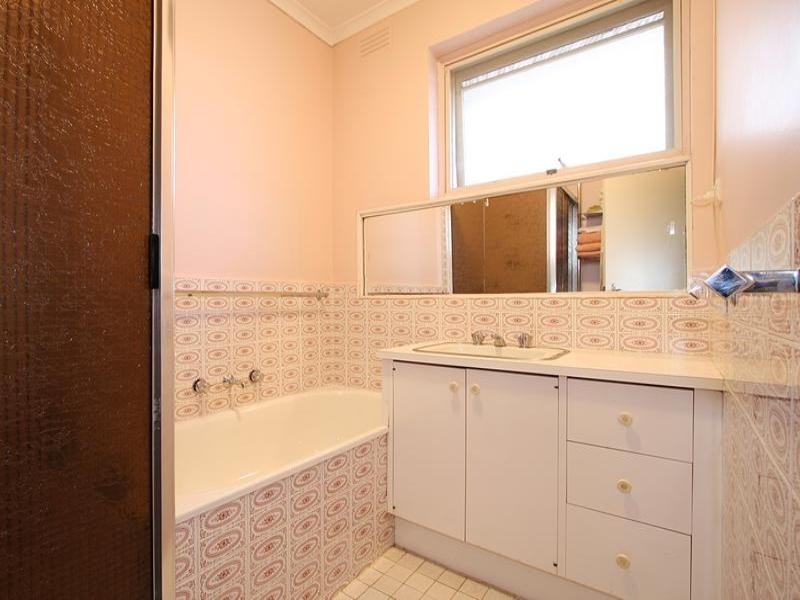 1/7 Munro Avenue, Carnegie VIC 3163