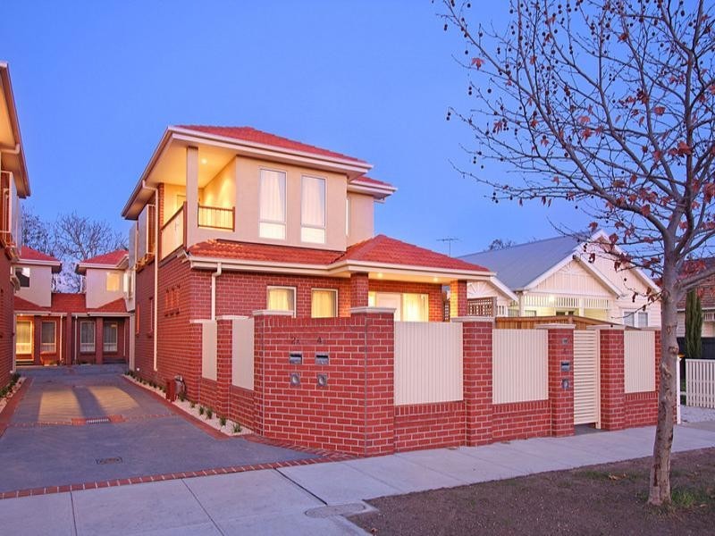 2 Ardyne Street, Murrumbeena VIC 3163