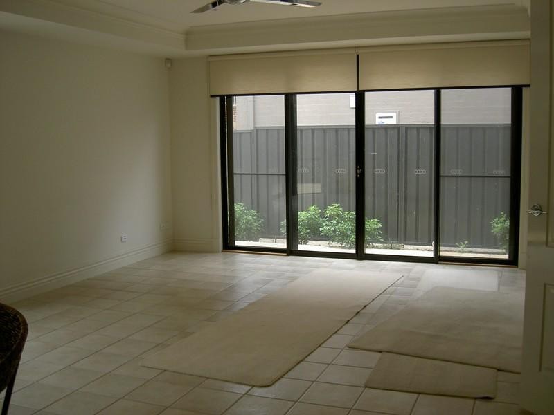 33 Winston Way, Murrumbeena VIC 3163