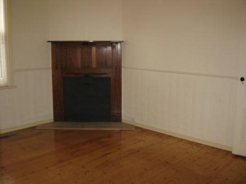 11 Earlstown Road, Hughesdale VIC 3166