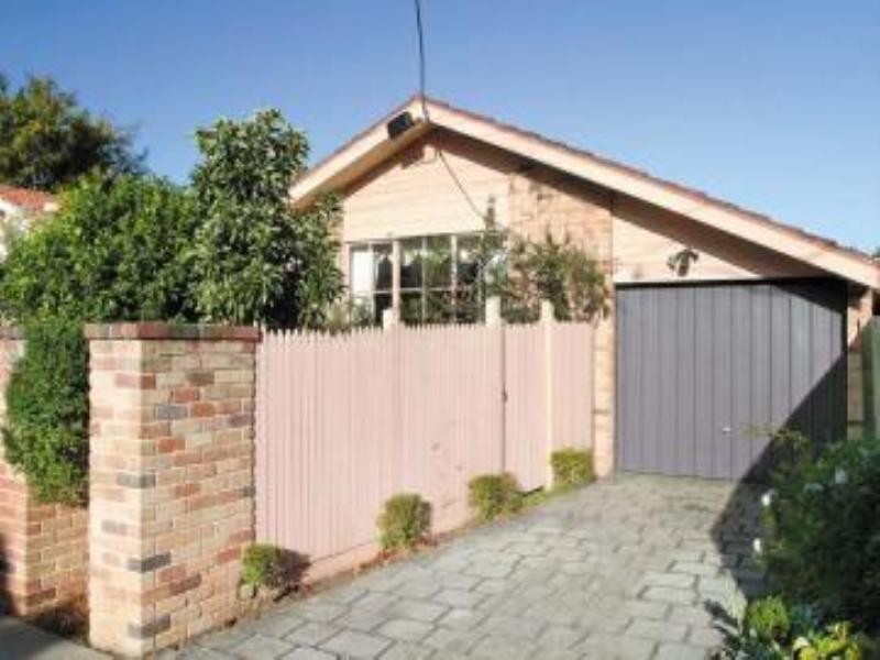 1/5 Wild Cherry Road, Ormond VIC 3204