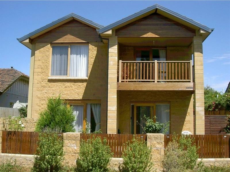 1/7 Bletchley Road, Hughesdale VIC 3166