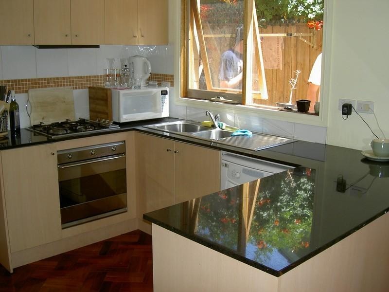 1/7 Bletchley Road, Hughesdale VIC 3166