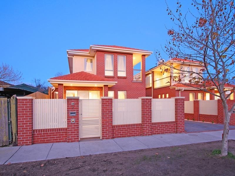 2 Ardyne Street, Murrumbeena VIC 3163