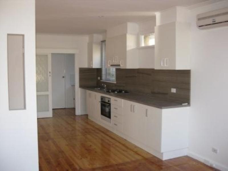 1/18 Rigby Avenue, Carnegie VIC 3163