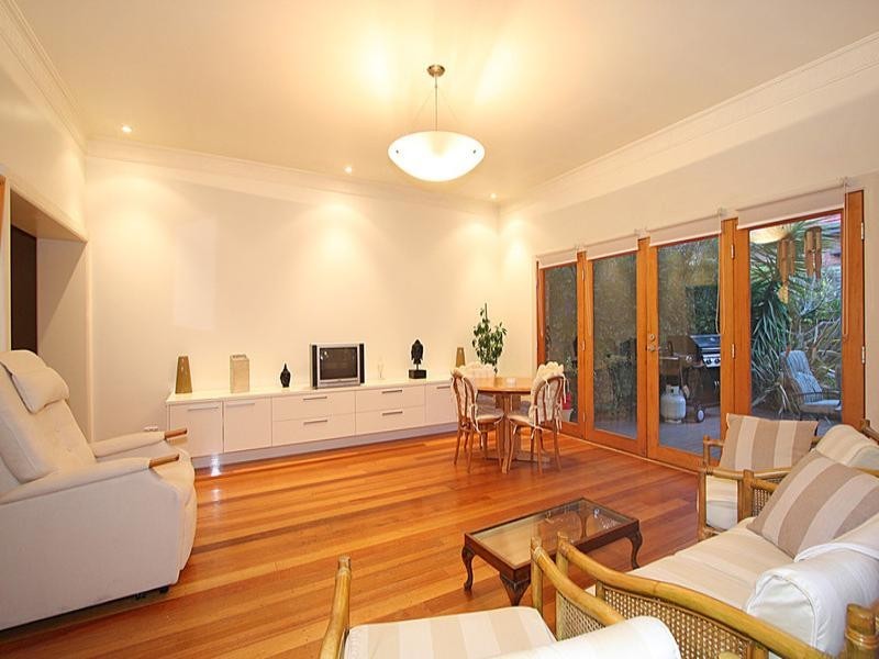 589 North Road, Ormond VIC 3204