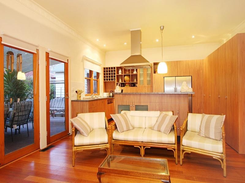 589 North Road, Ormond VIC 3204