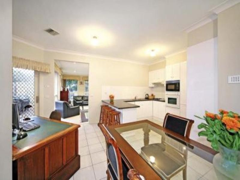 1/17 Wheeler Street, Ormond VIC 3204