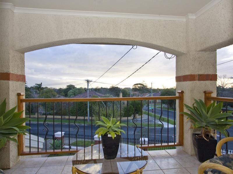 60 Reid Street, Murrumbeena VIC 3163