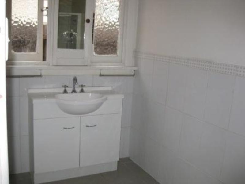 46 Hollywood Grove, Carnegie VIC 3163