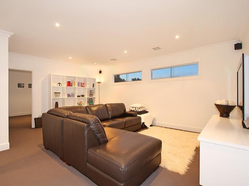 1 Second Avenue, Murrumbeena VIC 3163