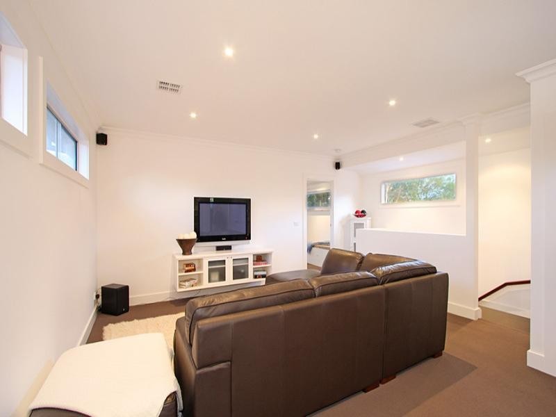 1 Second Avenue, Murrumbeena VIC 3163