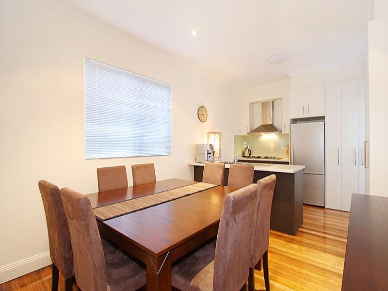 1/25 Simmonds Street, Hughesdale VIC 3166