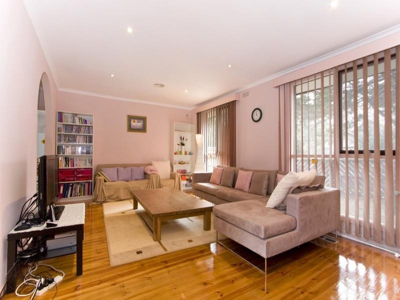 1/75 Coorigil Road, Carnegie VIC 3163