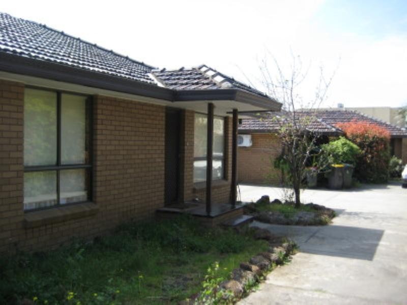 2/22 Golf Links Avenue, Oakleigh VIC 3166